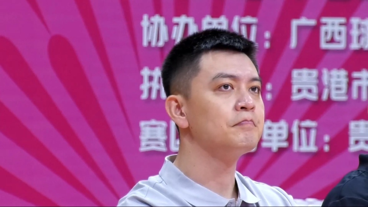 辽宁队今晚身穿黑色球衣出战辽宁男篮全运会男篮 ​​​