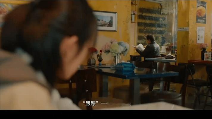 在动作片逐渐走向衰落的如今，《捕风追影》因71岁的成龙亲自参演打戏而火爆走红，收