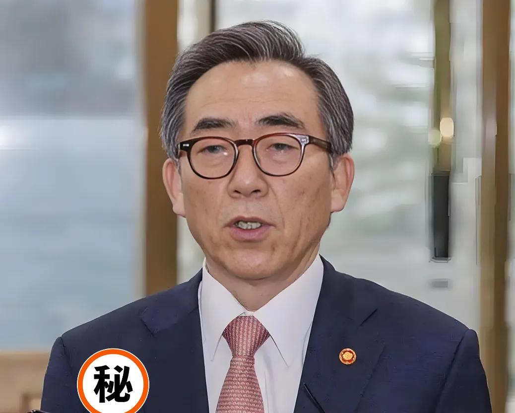 就在刚刚，  
韩国突然宣布了！  
9月6日，韩国外长赵显宣布数百名韩国人在美