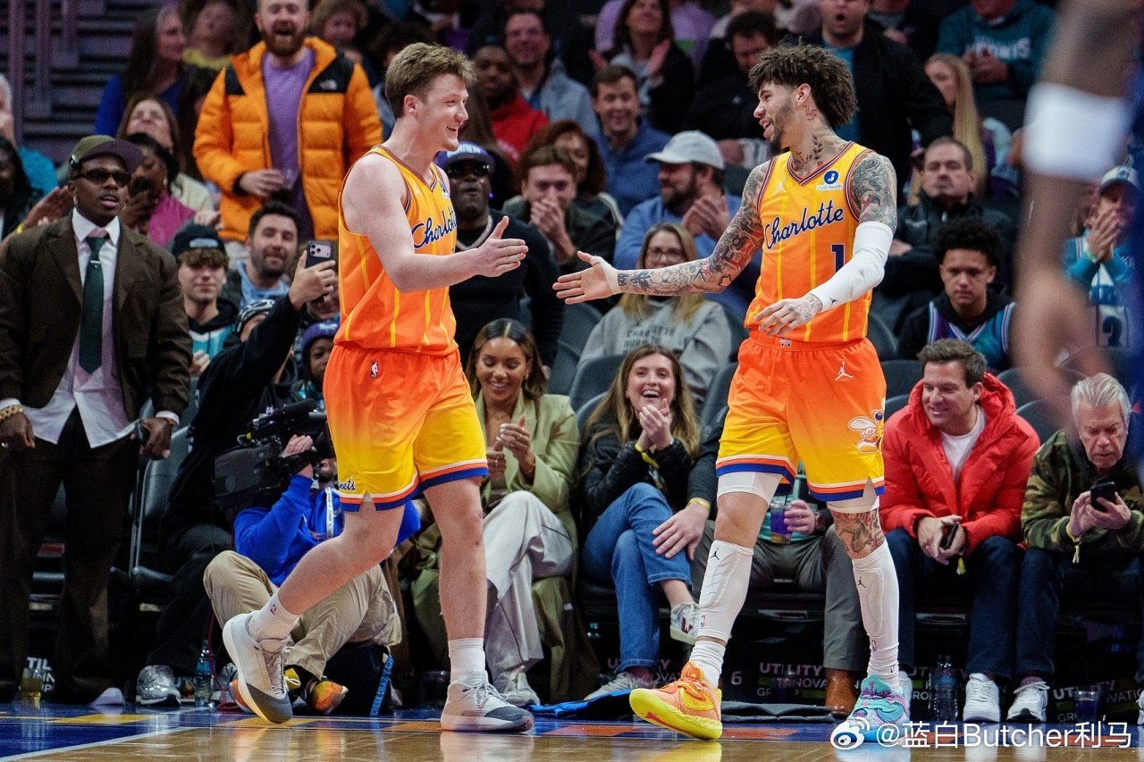 3月1日 NBA常规赛，黄蜂109-93力克开拓者。赛后，迈尔斯·布里奇斯接受了