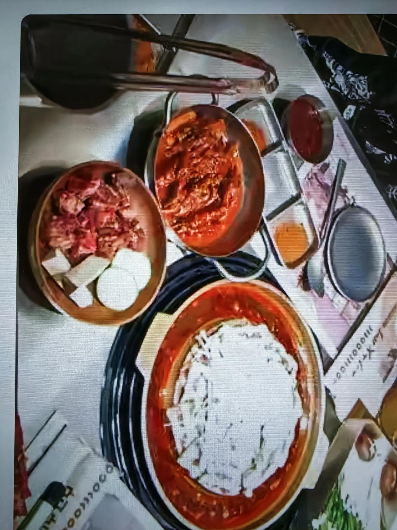 女性吃肉好处多多                                