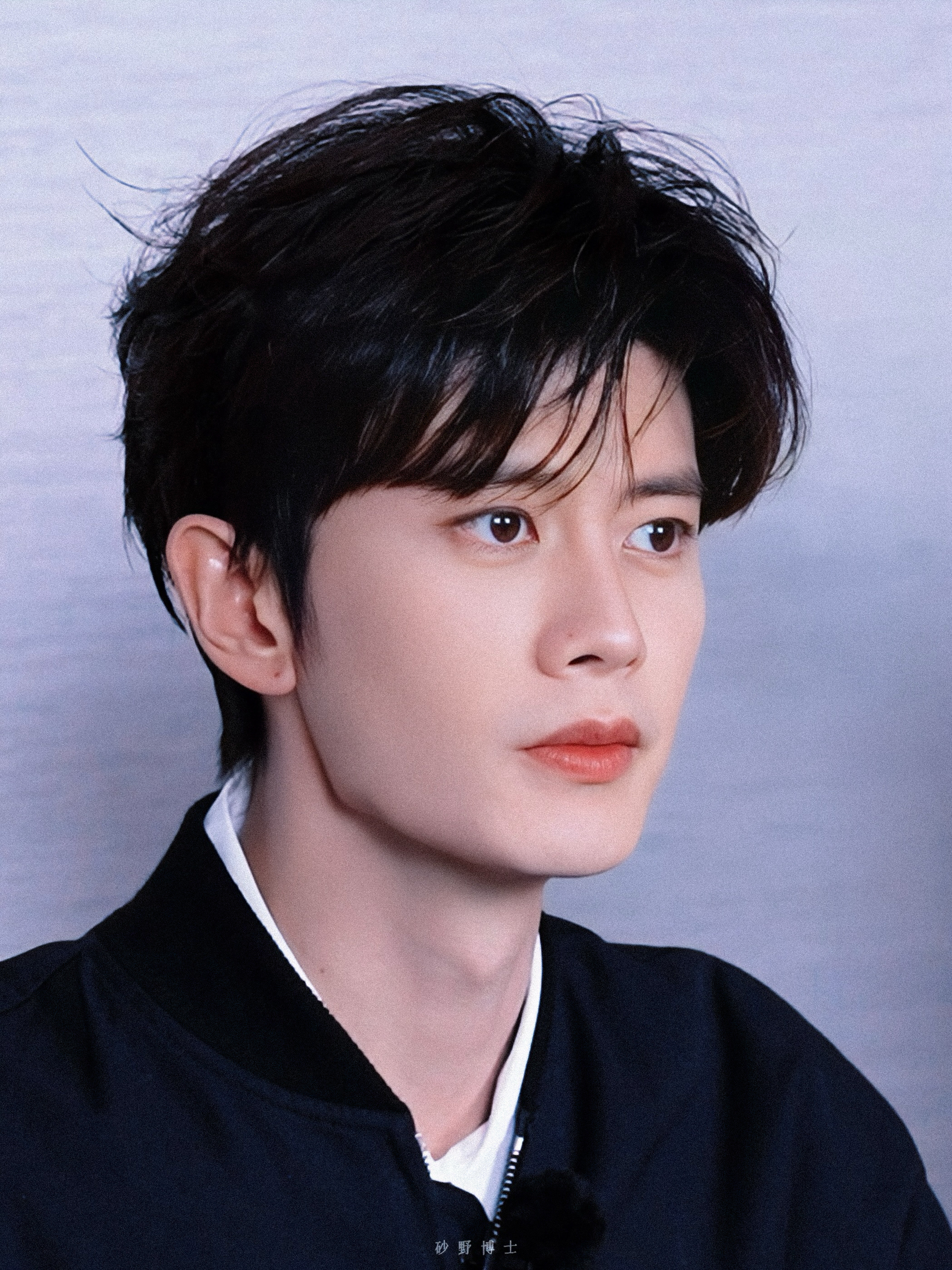 任嘉伦ᥫᩣ任嘉伦ᥫᩣrjl崂山品牌代言人任嘉伦 rjl美丽雅全球品牌代言人任嘉伦