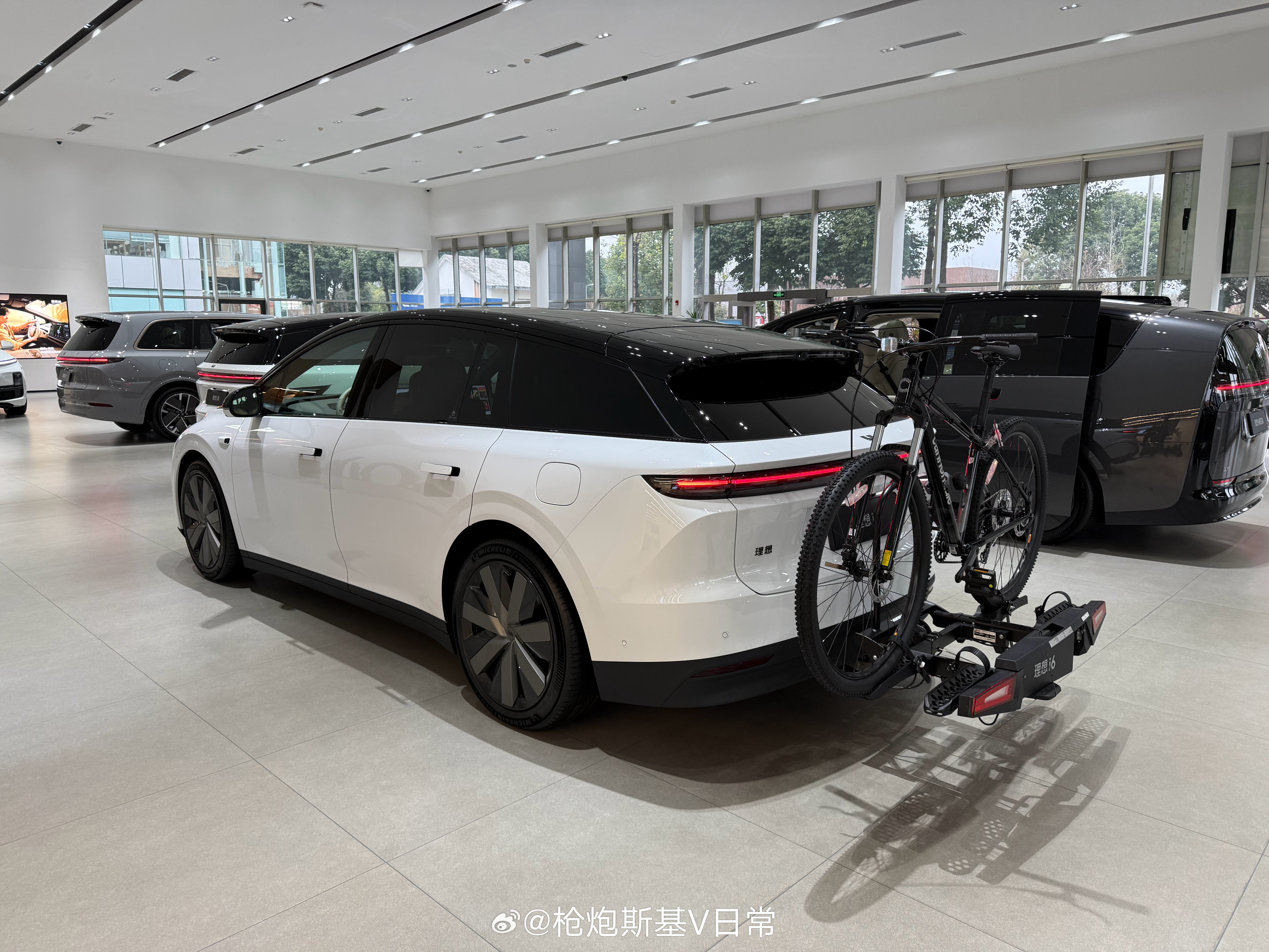 你会经常薅4S店羊毛吗 我想绝大部分的车主都不是专门去4S店薅羊毛的吧，对于我来