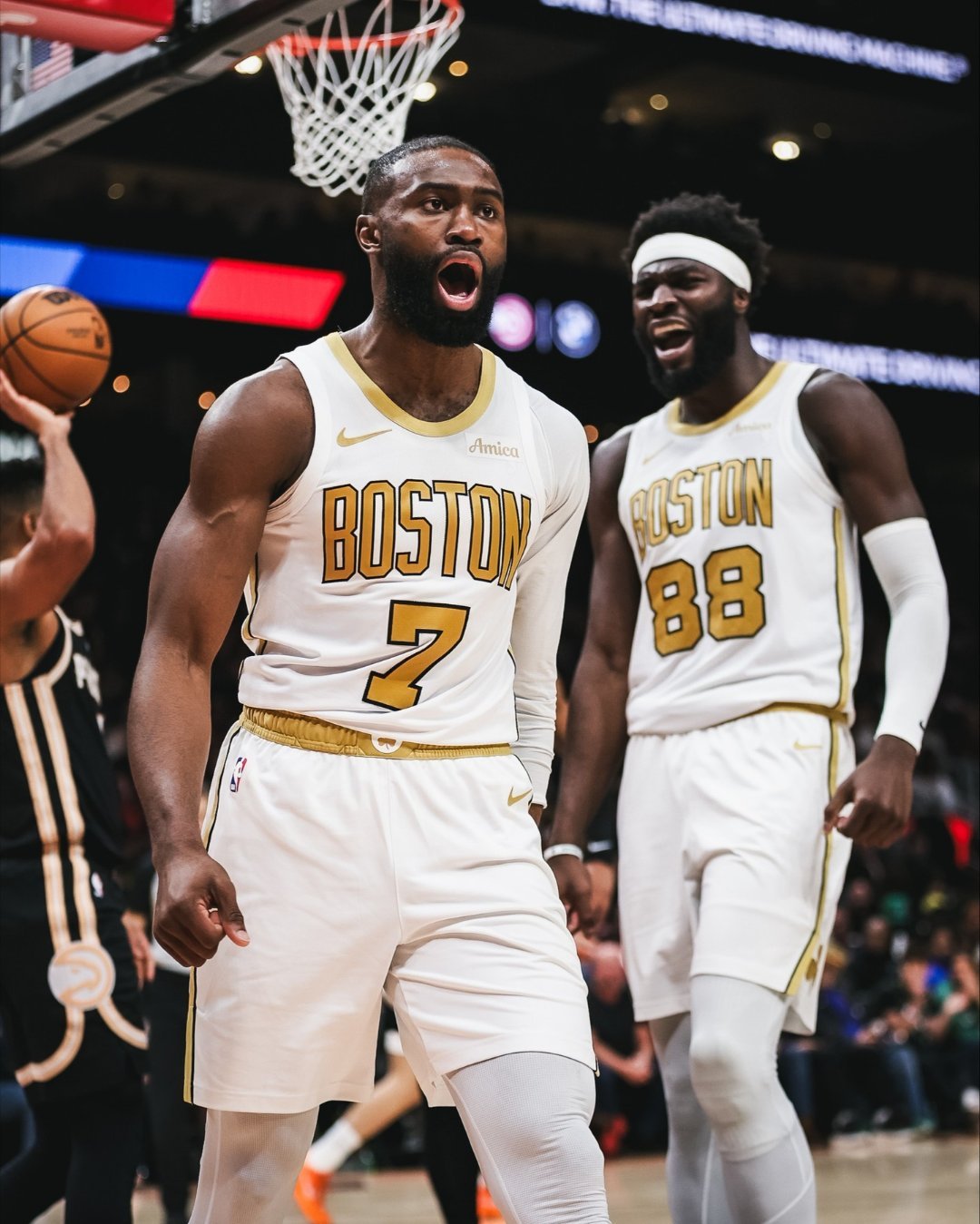 凯尔特人图库 今年的这身城市版球衣，实战穿在身上的颜值感觉可以打几分？波士顿凯尔