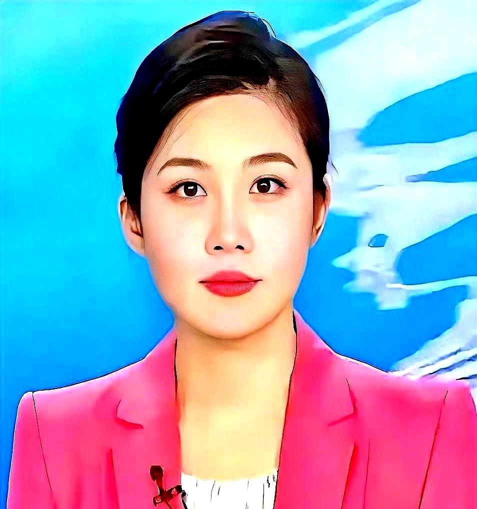 刘妙然、崔爽、郑子可这两天被顶上热搜。
大家都在猜谁能接棒《新闻联播》，粉丝们在