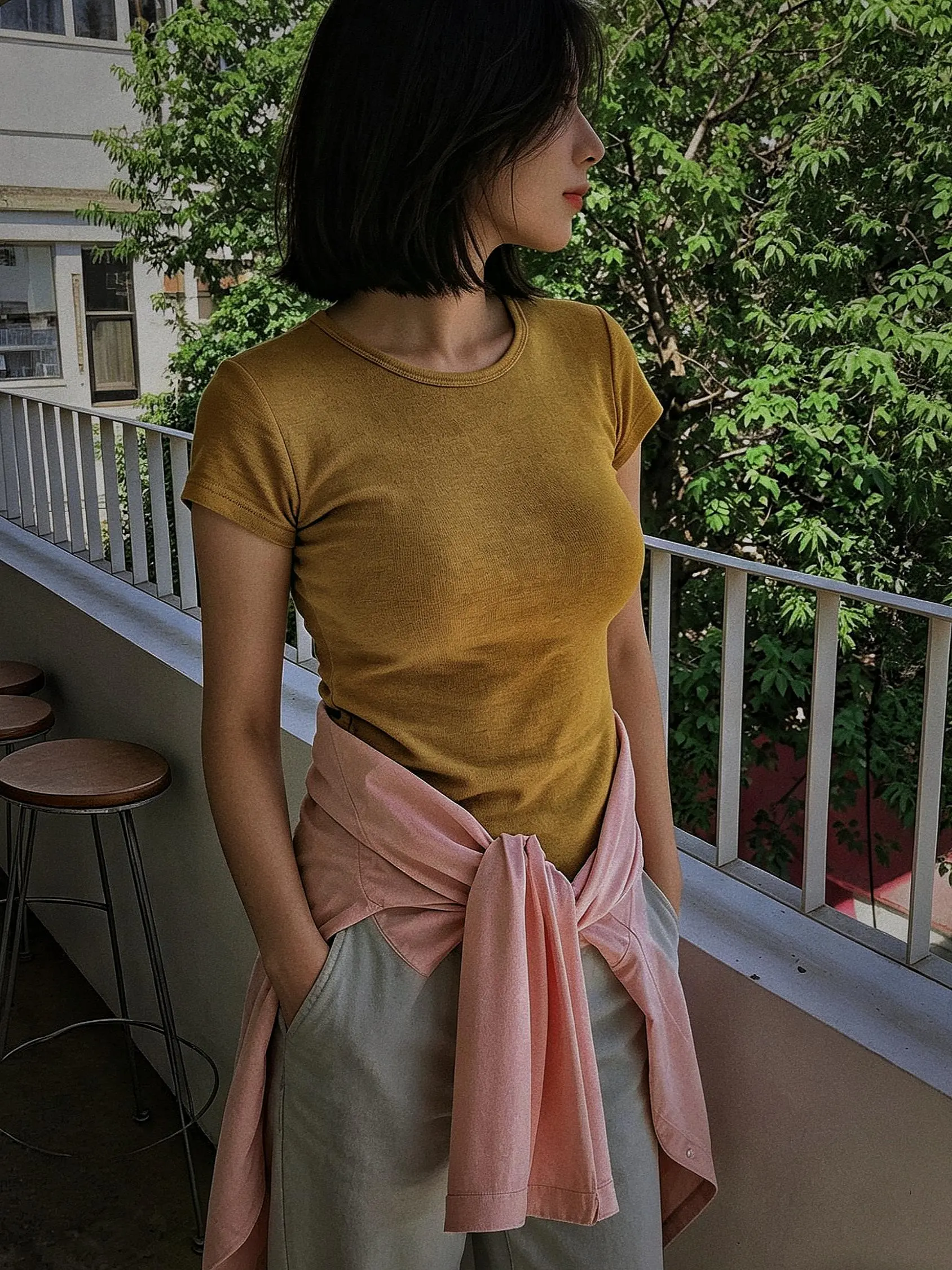 别让别人为难，也别让自己难堪。