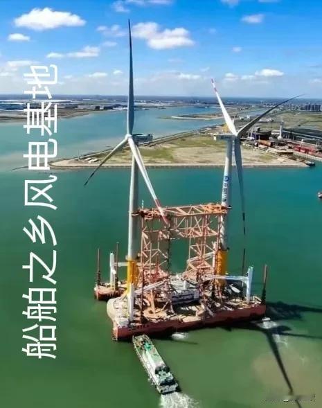 #用一句话证明你是哪里人不带地方#
门前五座山，腰缠绿丝带，喝着濠河水，学业霸四