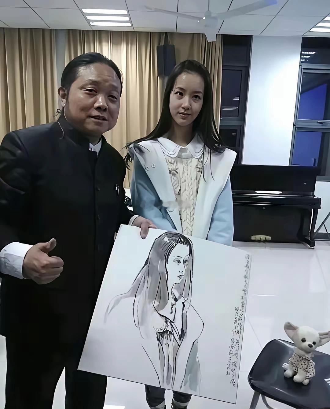 陈都灵大学那会，真是校花啊，这素颜把好多人都比下去了 ​​​
