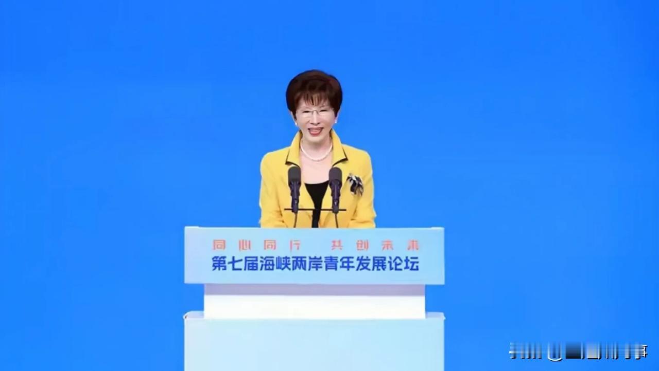 “统”是中华儿女的共同愿望！洪秀柱不负众望，再次说出令人动容的话。这是7月8日她