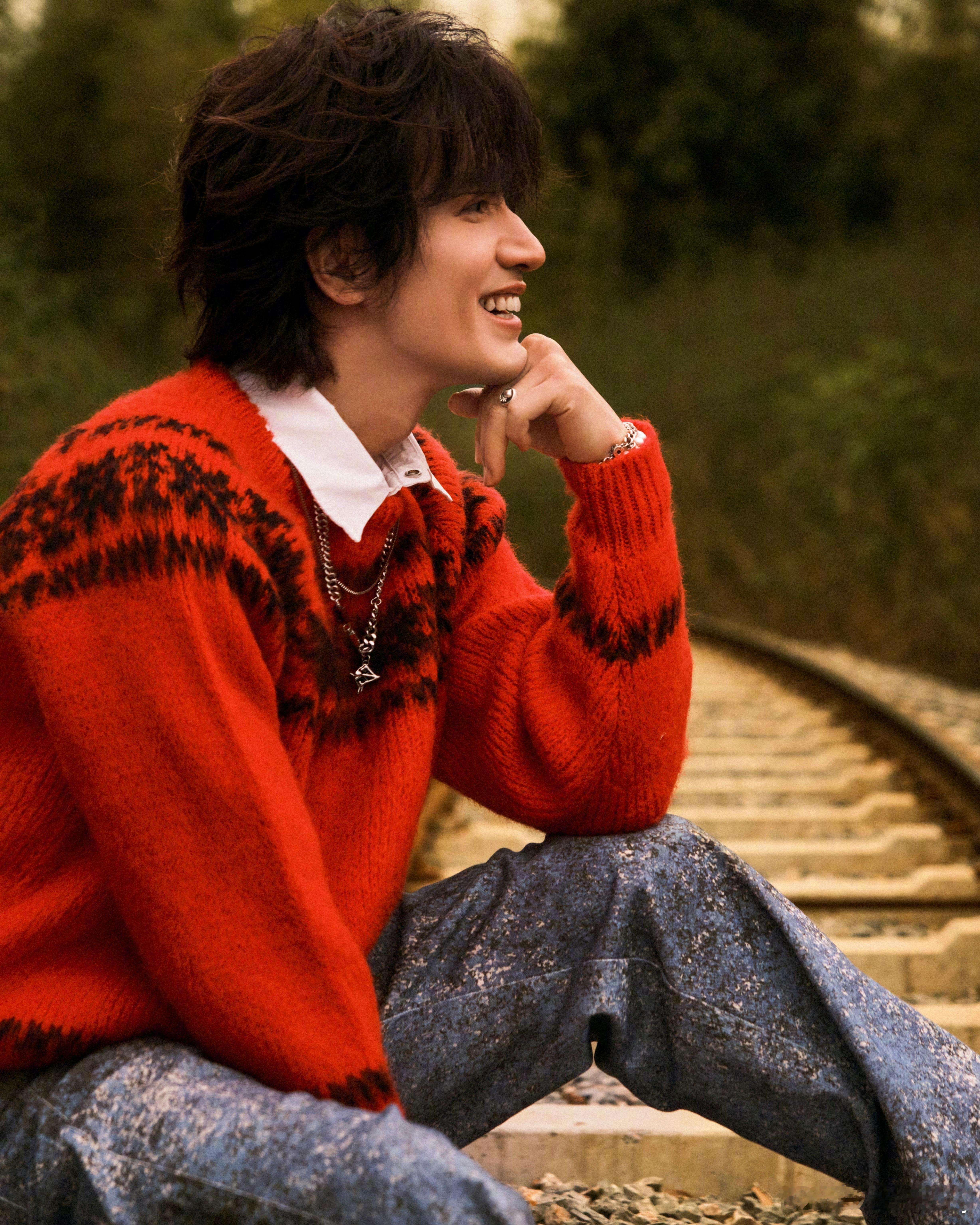 言承旭[超话]  言承旭  老大，真好[抱一抱]晚安 