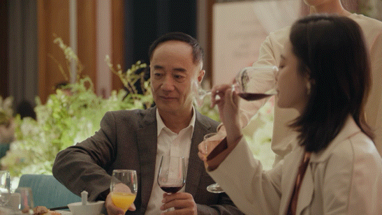 春节回家的人格是辛芷蕾女神蒙上眼 谁被唐盈盈狠狠戳中！春节回家不委屈自己，面对不