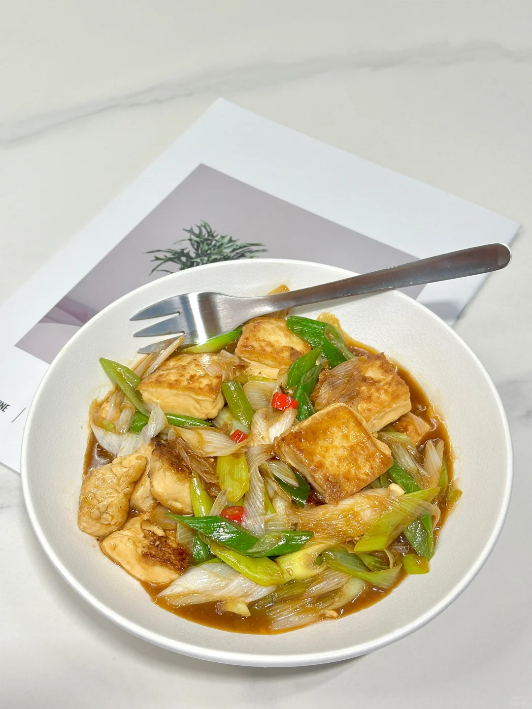 简单的一餐  低卡葱烧豆腐 ！！