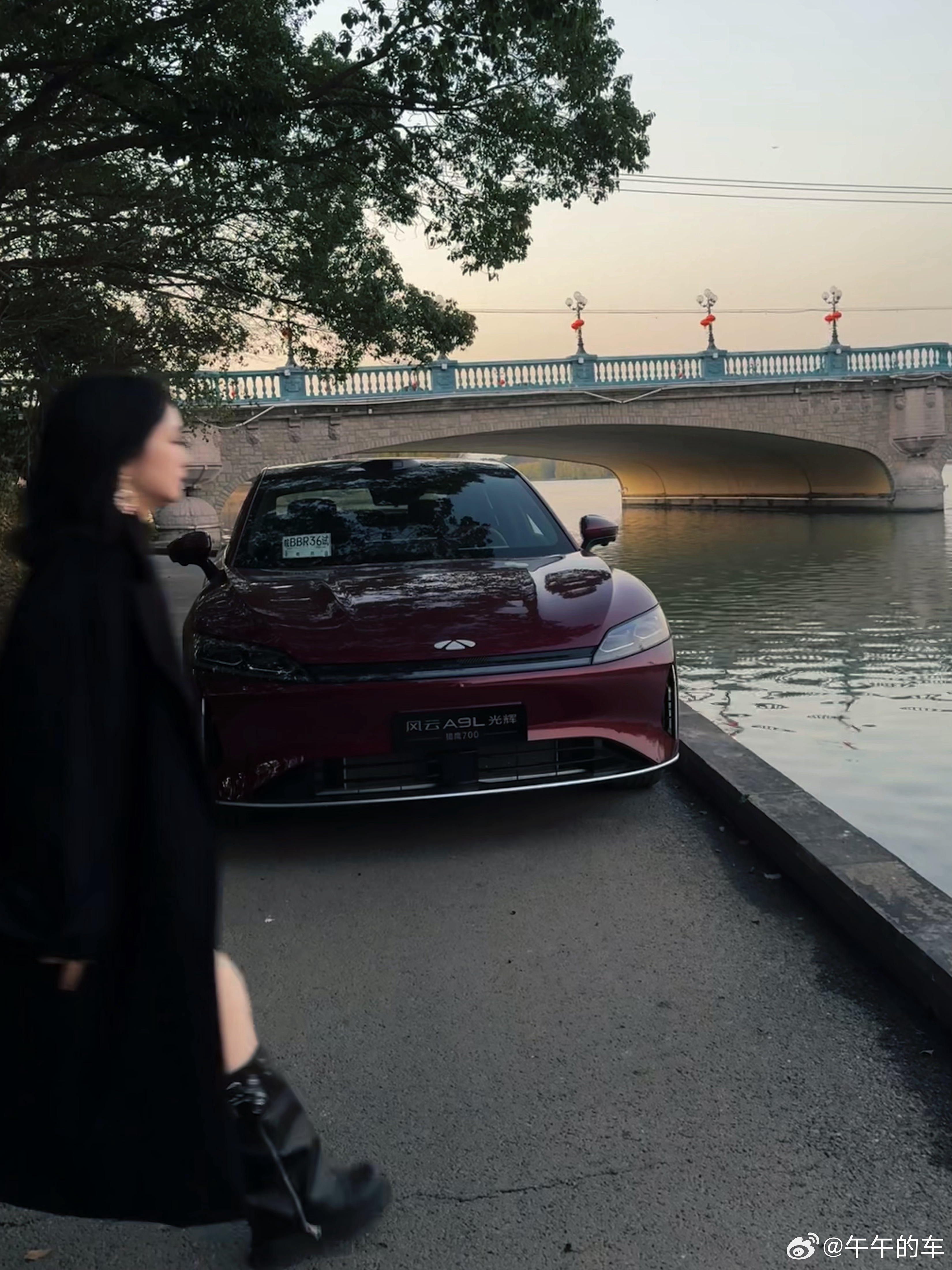 奇瑞风云a9l 迎宾灯好好看 