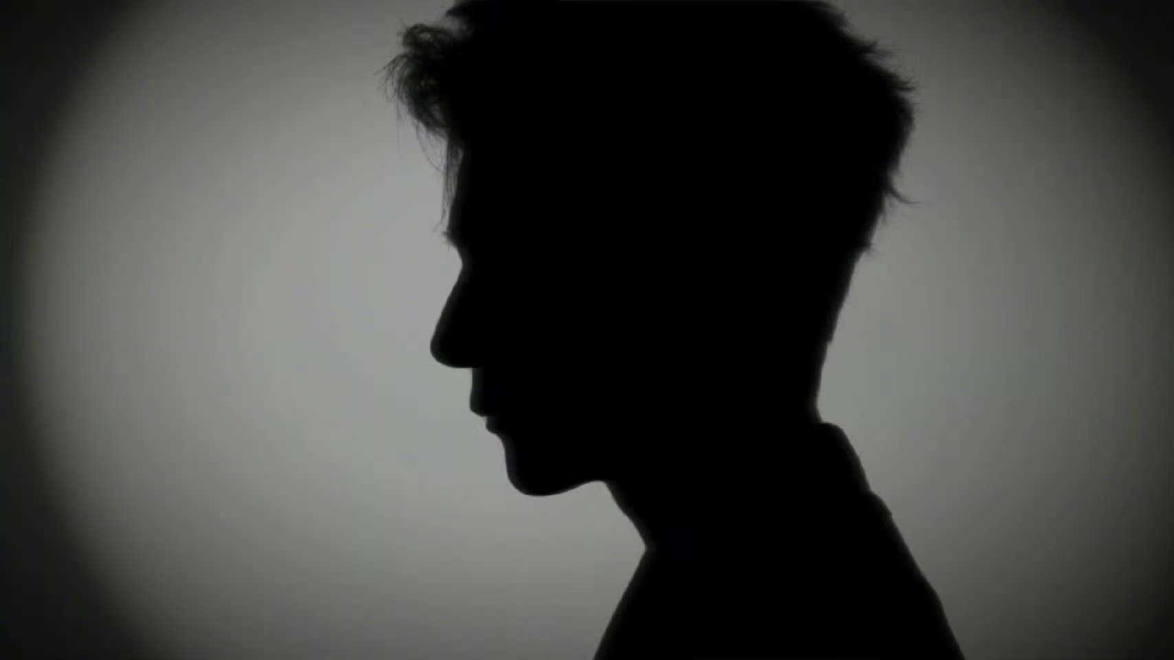 于正疑似签约夏之光于正晒照疑似夏之光于正疑似签约夏之光，真的很像，[抱一抱][抱