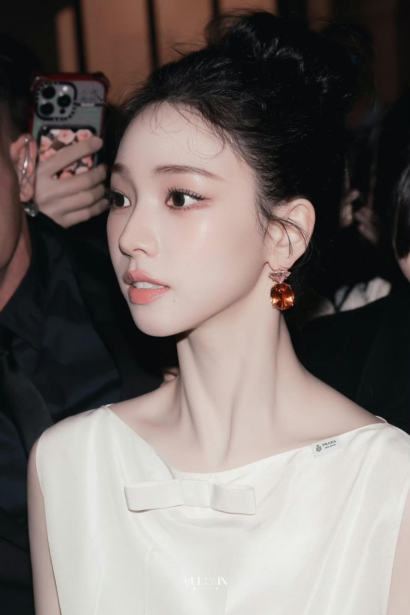 柳智敏Prada待遇【柳智敏】顶级头骨 