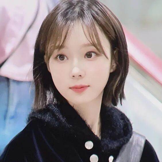 金玟庭 | 狗塑𝙒𝙚𝘾𝙝𝙖𝙩头像 ｜韩系女头｜可爱女头 