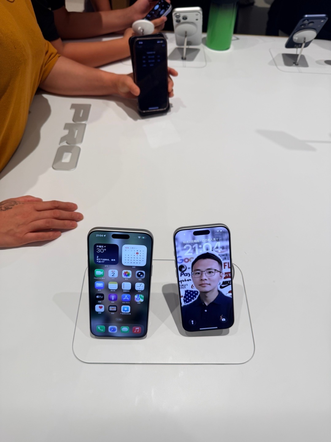 谁干的？我tm快笑死了[允悲]长沙国金 Apple Store  ​​​