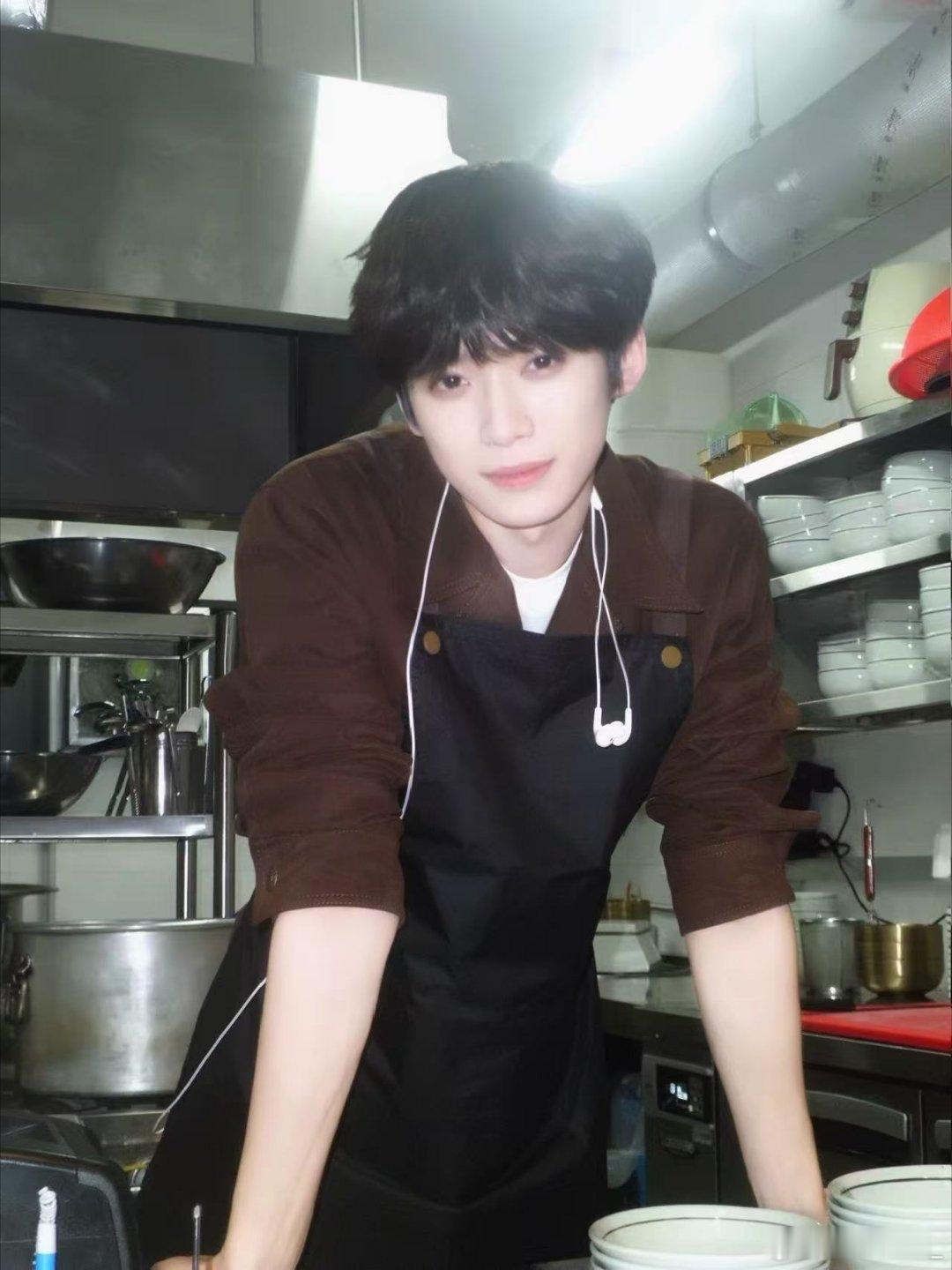 梓渝男友视角每一次的镜头下，梓渝都带给我们不一样的心动瞬间