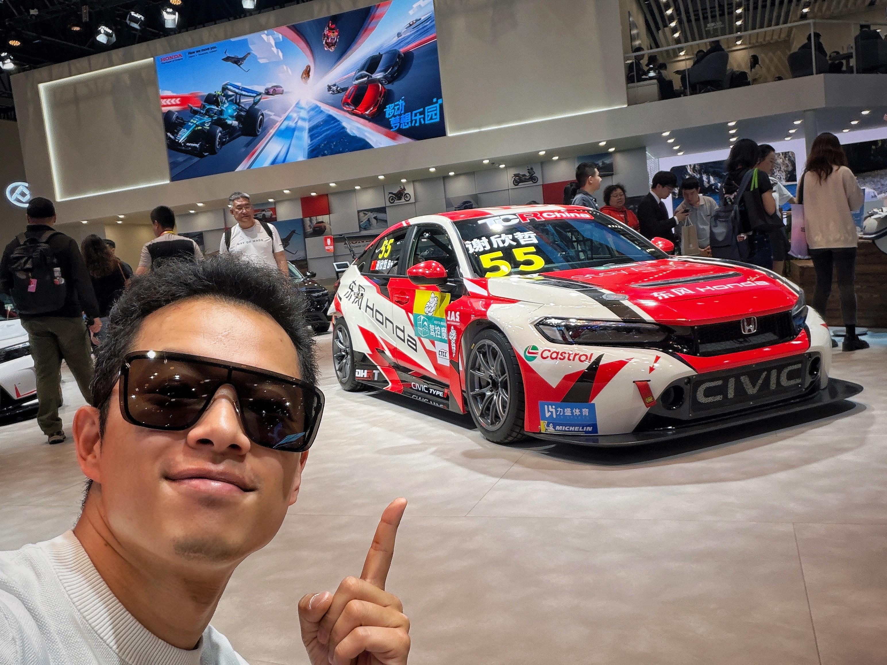 我爱我的赛车！欢迎各位冠军来北京车展A4展馆打卡💙💙💙欣哲频道 本田思域 