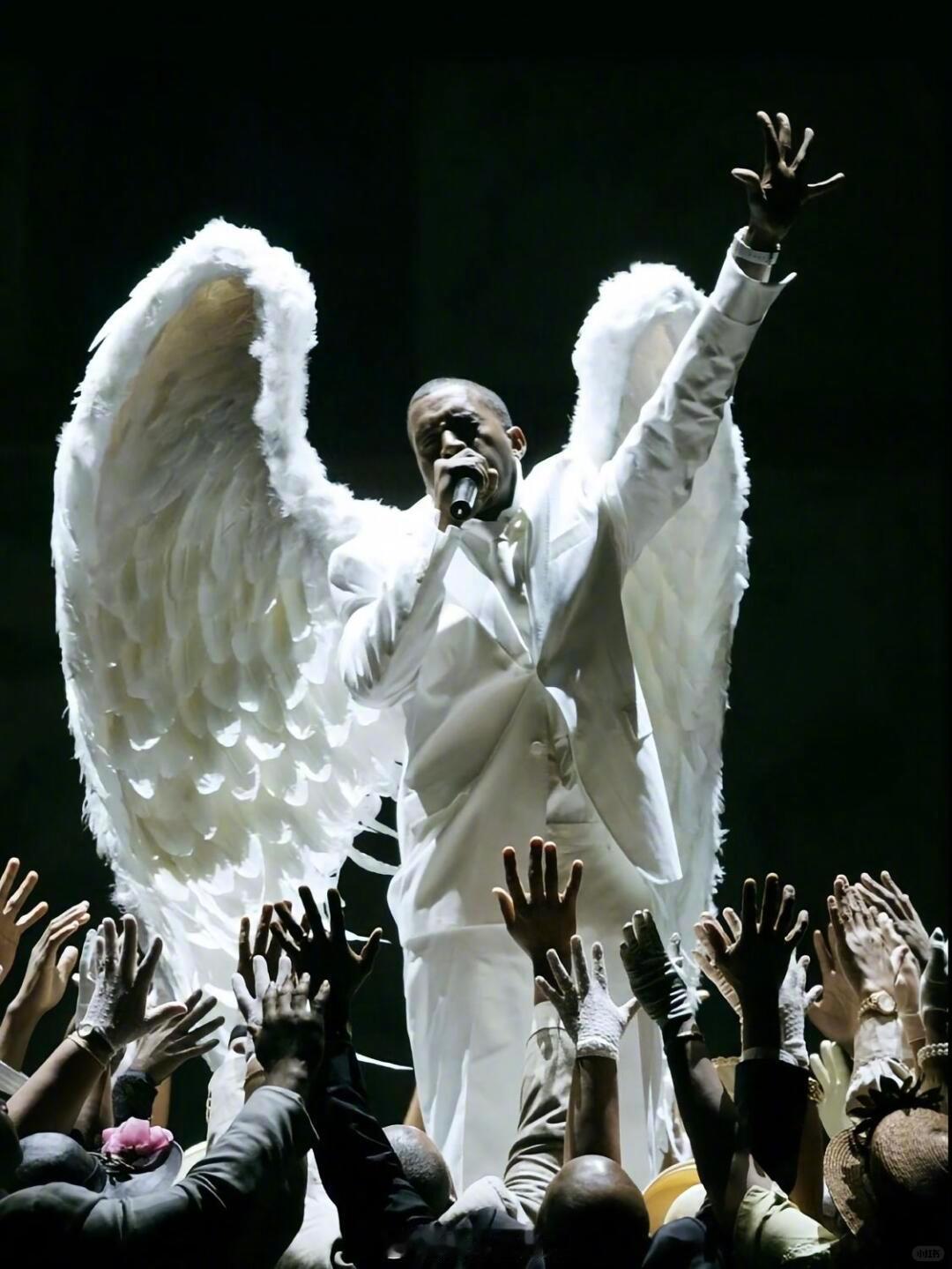 曝侃爷支持金卡戴珊汉密尔顿恋情 离婚后还能彼此祝福、为对方的幸福考虑，侃爷和卡戴