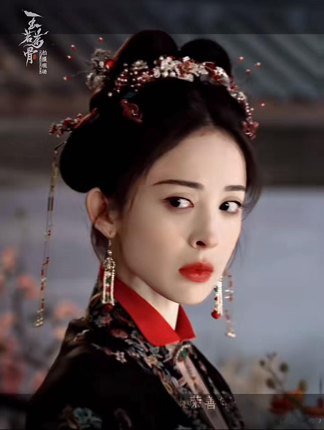 going人的事荣善宝顺手就做了 娜扎演的荣善宝真的太有张力了，温柔时眉眼带笑，