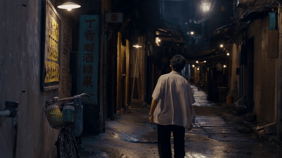 女领导半夜拦截随地大小便 李秋萍镇长上任就亮真招！带头拿扫把清扫街道，用实际行动