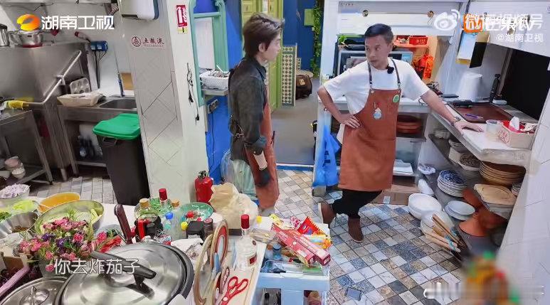 丁禹兮这道菜超纲了中餐厅名场面中餐厅 咱的新晋大厨丁禹兮上岗前超用心，把蓑衣黄瓜