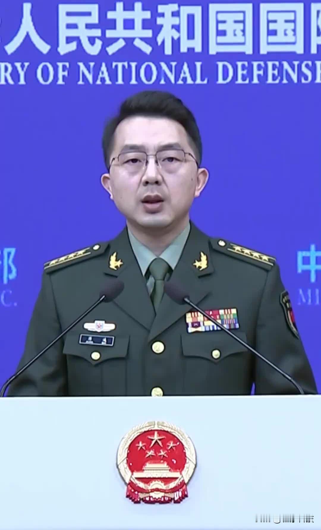 收到两个消息，一个急，另一个更急。

第一个急的是，台湾问题拖不起了，岛内某些人