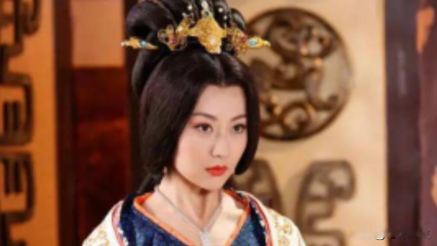 隋朝皇帝将年仅14岁的义成公主，嫁给65岁的突厥可汗。大婚当天，可汗粗暴地将公主