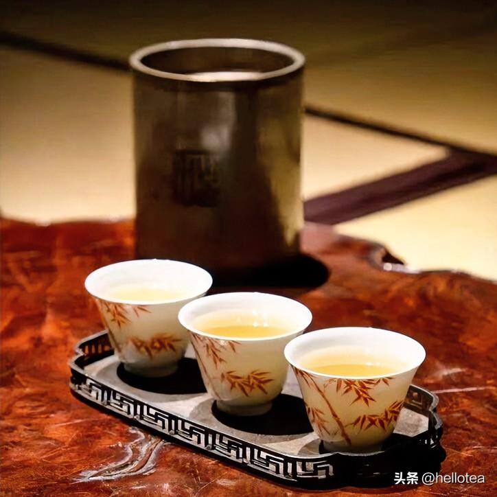普洱茶是不是年头越久越好喝啊?

急着喝茶，灌下去满口涩，除了烫，什么也没尝到。