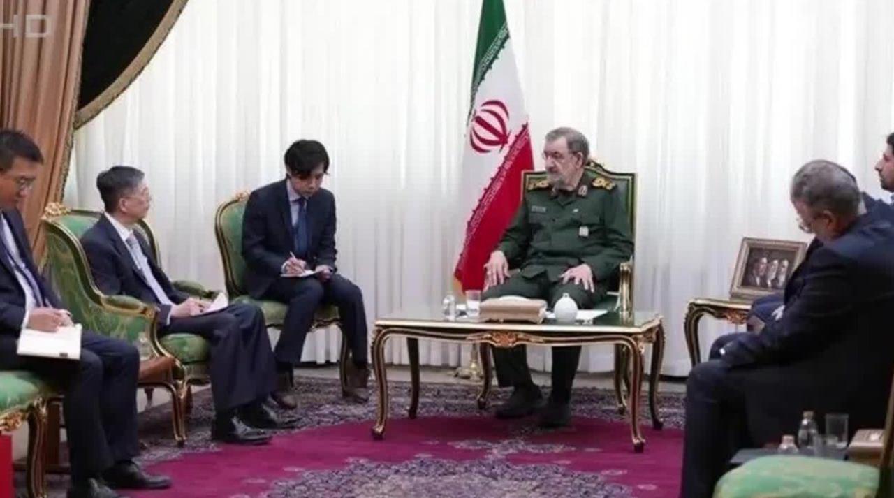 伊朗高层一个动作对中国释放积极信号！近日，伊朗新任最高国家安全委员会秘书雷扎伊，