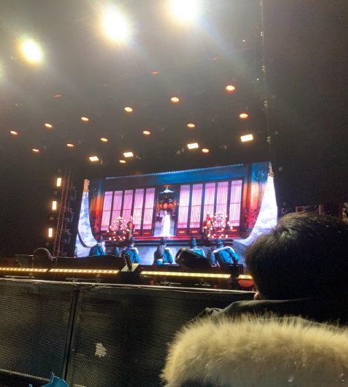 谭松韵见面会现场大屏放逍遥谭松韵见面会现场放逍遥谭松韵见面会现场大屏放《逍遥》！