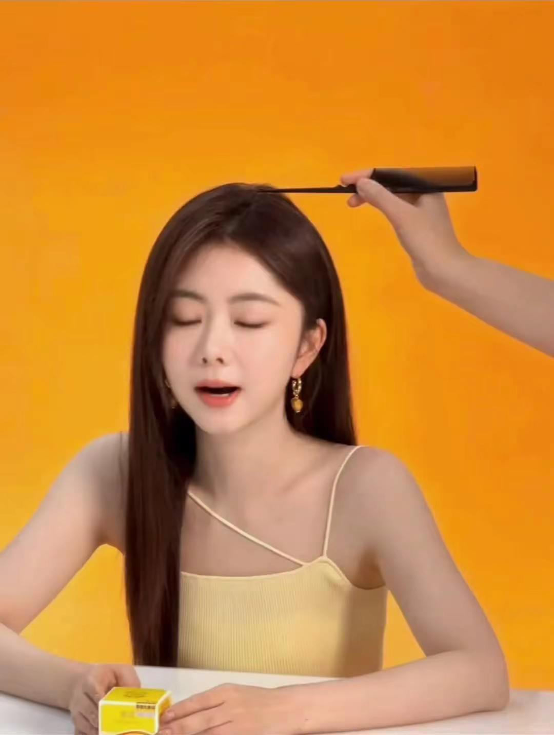 宝宝好可爱啊比耶