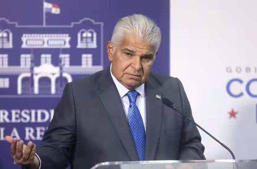 丹麦虽不敢与美国争抢格林兰岛，却敢来抢夺中国在巴拿马的港口，这操作真是令人费解。