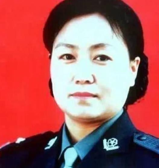 1997年起，登封五年，有26名女性被先奸后杀，公安局毫无进展，任长霞局长上任后