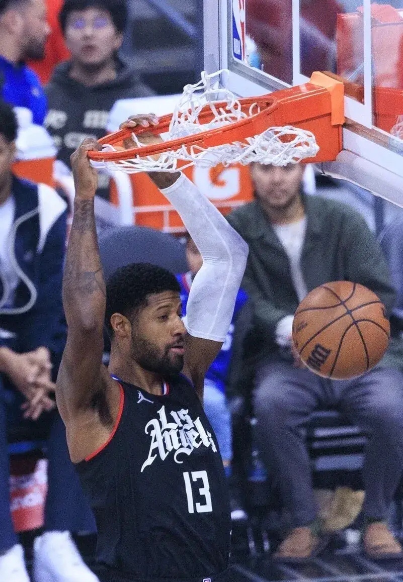 快船主场112-106逆转活塞，看看数据，谁的功劳最大？1、哈登，出战36分15