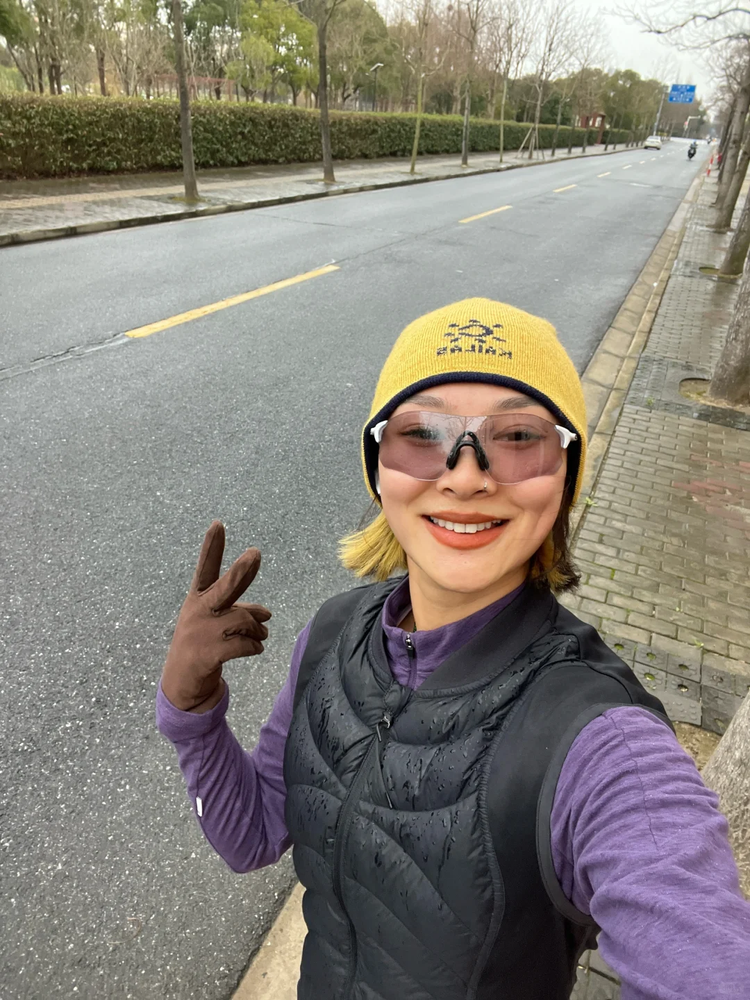 你还犹豫下雨要不要跑步？我已经拍完照了👻