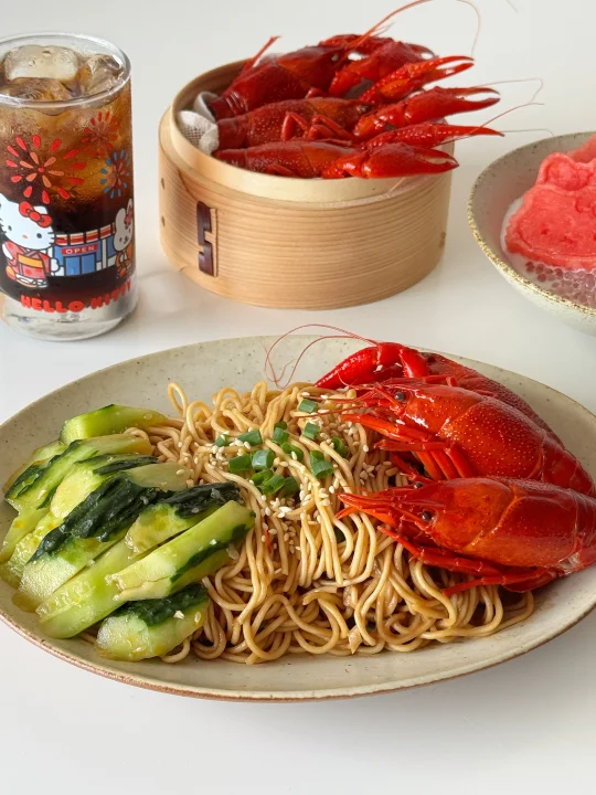 夏日梦中🍝美团外卖神抢手霸王盒🦞