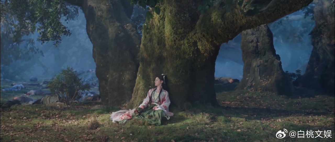 迪丽热巴新剧刚有触觉就挨钉子 方昌这个人，欺负起人来是真会挑时候。贺思慕刚拿到触