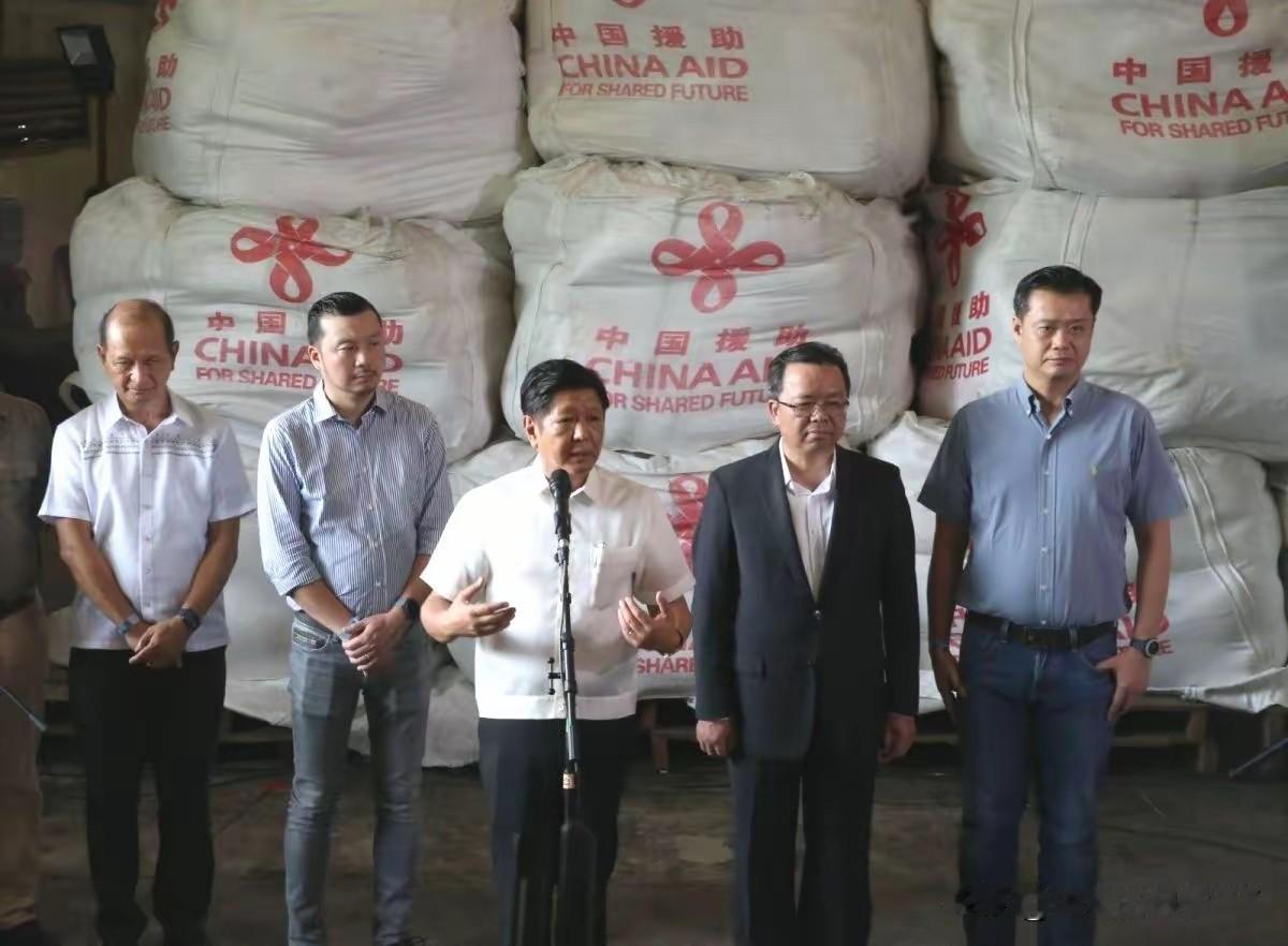 十四亿多中国人彻底看清了“菲猴就是中国人喂不熟的白眼狼”！
也感谢菲律宾防长特奥