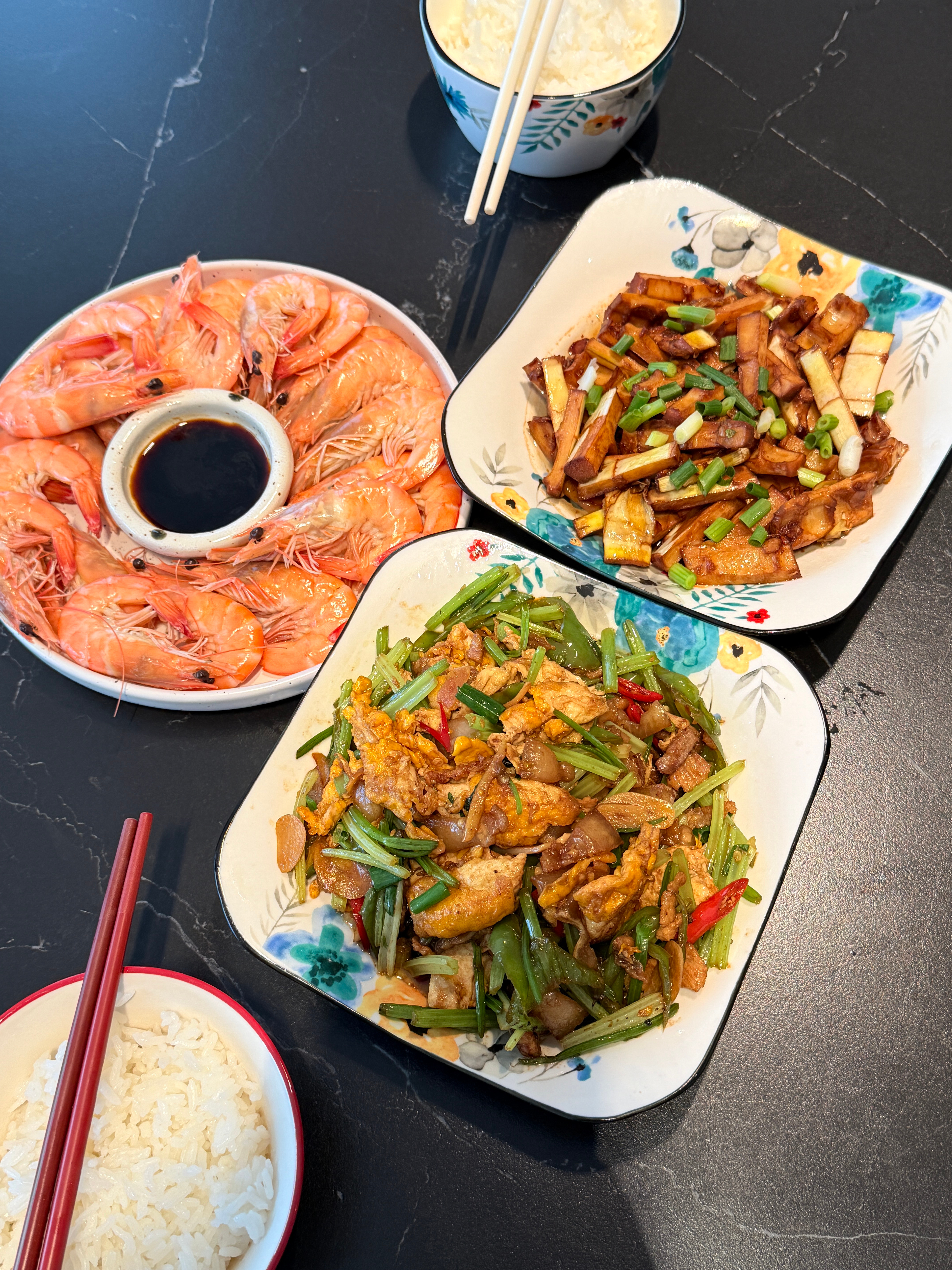 元宵快乐！我起来吃午饭咯这条送一个贝贝jellycat 陪你们碎觉～ 