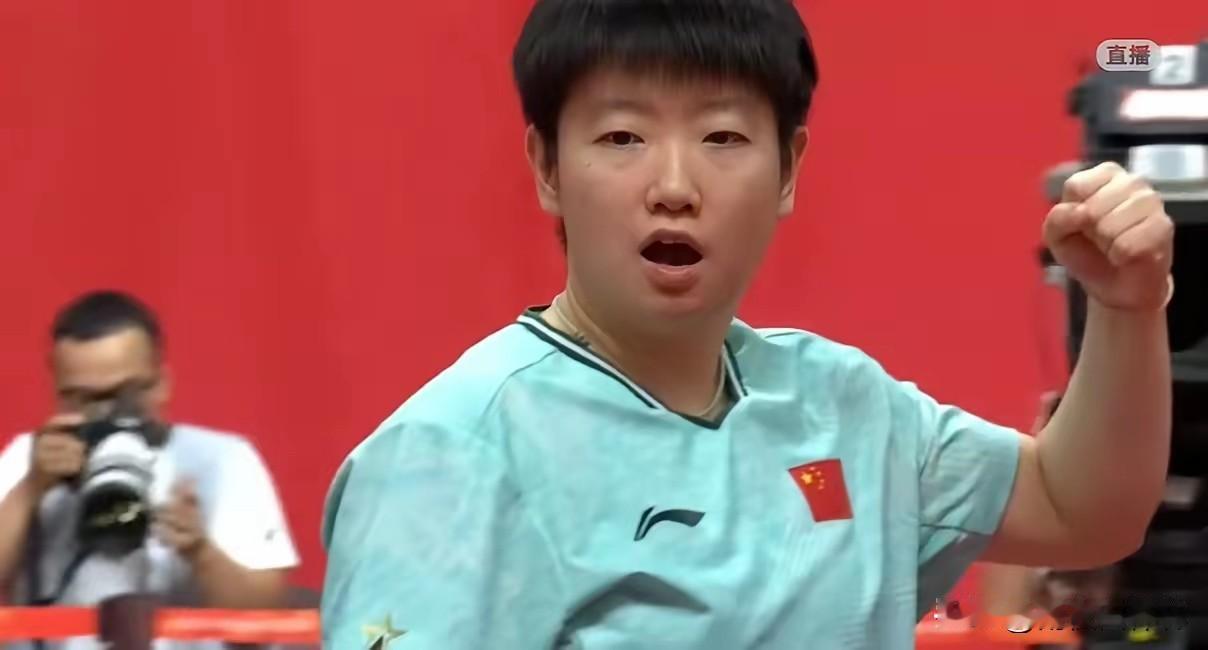 孙颖莎真是个狠人。

名古屋亚运女团决赛首盘，
她3比1赢了早田希娜，
比分11