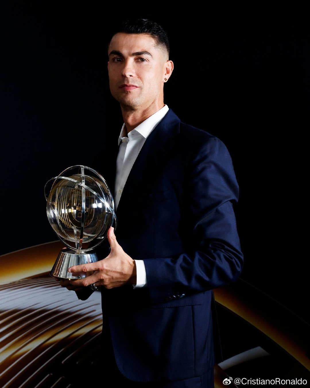 Orgulhoso por este reconhecimento especi