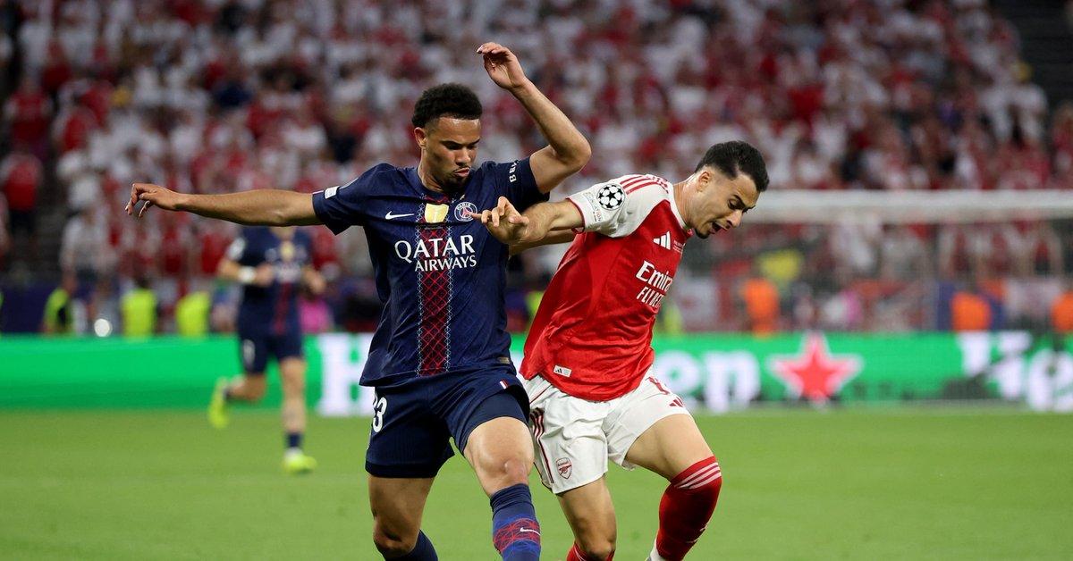[To learn English]
Paris St Germain midf