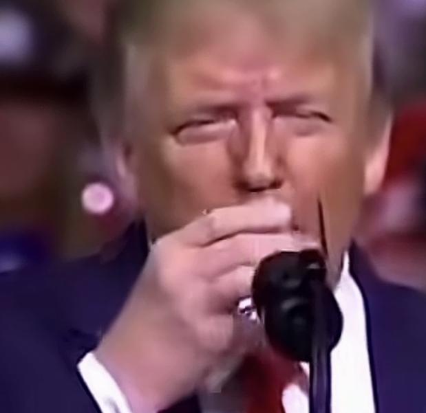 “希望伊朗变聪明一点！”“如果伊朗他们想谈判，可以直接我们谈，亲自给我们打电话！