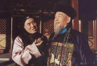 要说甲午战争为啥会败，看看慈禧太后的亲信小德张的回忆吧，慈禧每天的开支就高达四万