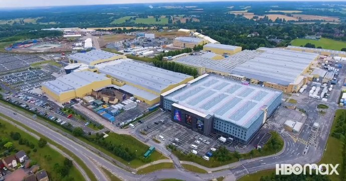 哈利波特片场被举报欺凌儿童 据《太阳报》报道，《哈利·波特》电视剧片场被指控存在