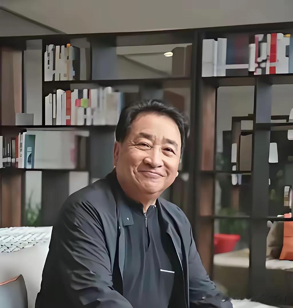标签一旦贴上很难撕下，姜昆背负二十年误解，舆论偏见远比真相传播更快！他根本没有打