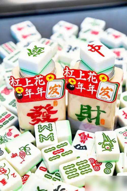 别迷信打麻将全靠手气。
 
真正的高手，赢牌靠的都是硬本事。
 
他们自控力超强