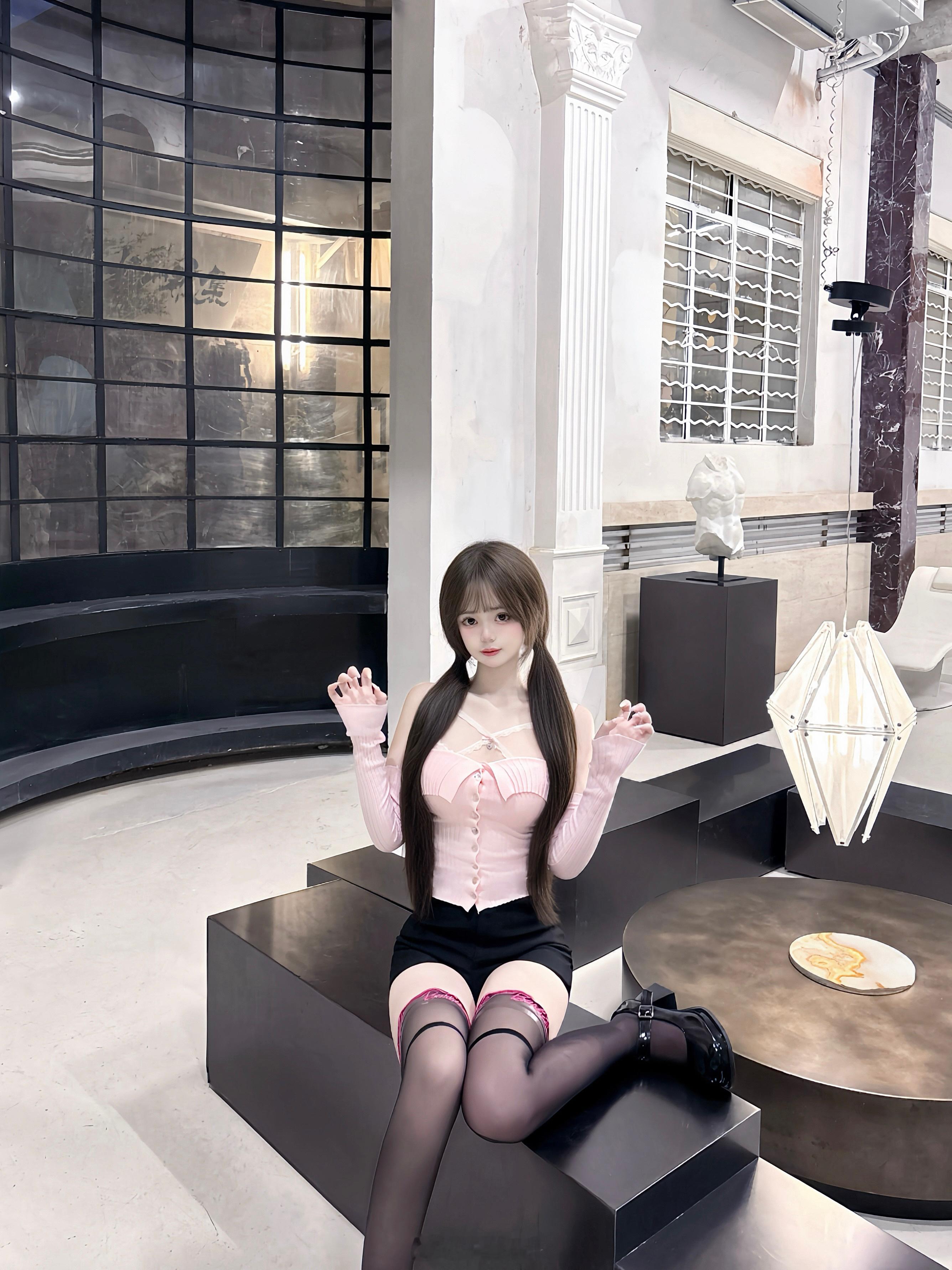 萌届一把刀 谁碰谁受伤^⦁᎑-^ ੭  ​​​